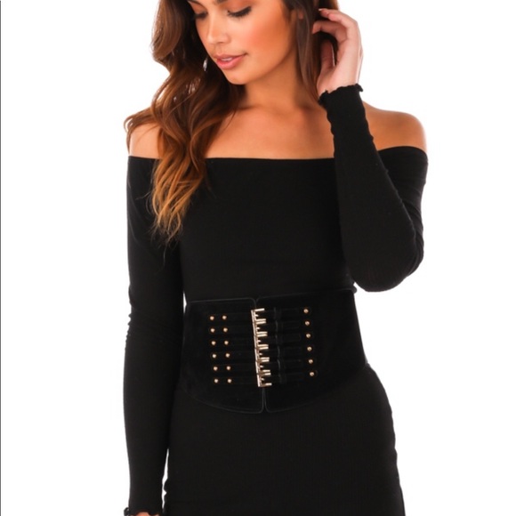 Multi buckle wide belt - Picture 2 of 5